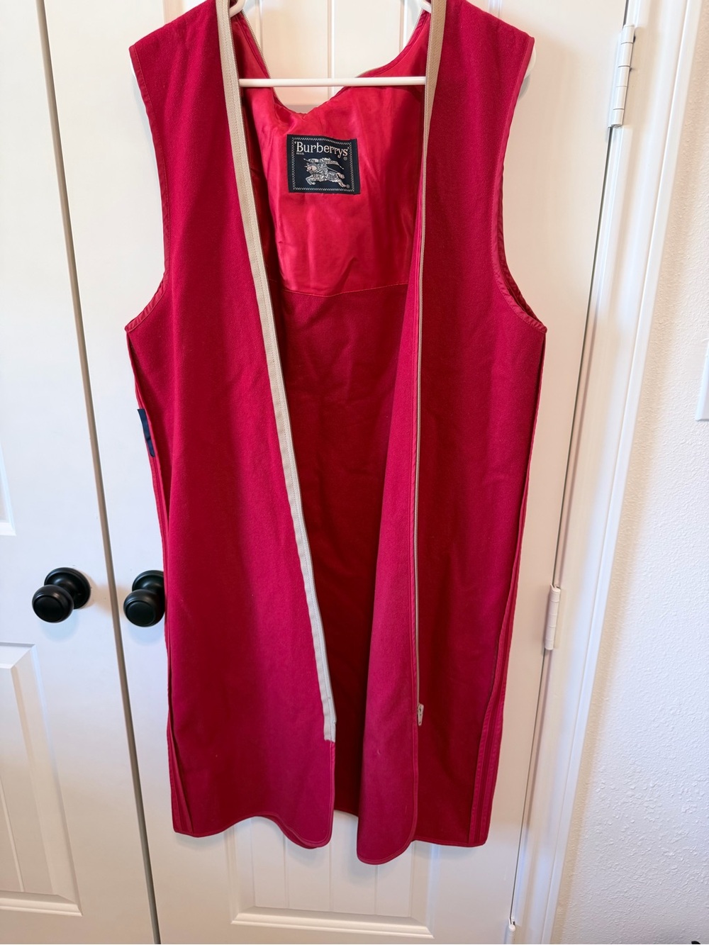 Vintage Burberrys Red 100% Wool Zip-In Coat Liner Long Vest Gilet